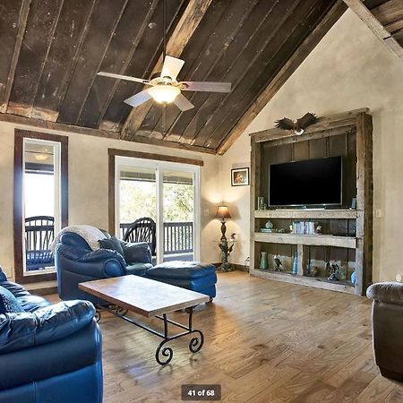 אלייז'ה Birds Eye Cabin - Sunset & Starry Retreat Pet Friendly W Private Hottub, Fire Pit And Game Room מראה חיצוני תמונה