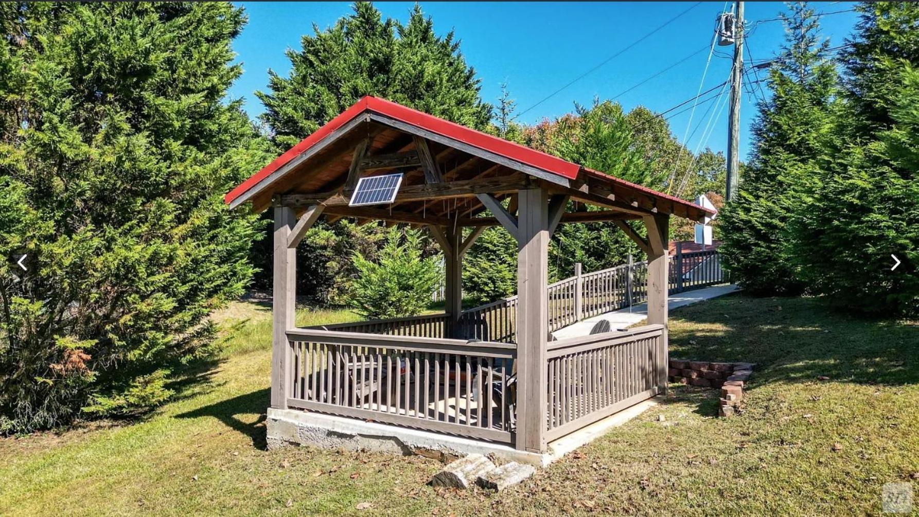 אלייז'ה Birds Eye Cabin - Sunset & Starry Retreat Pet Friendly W Private Hottub, Fire Pit And Game Room מראה חיצוני תמונה