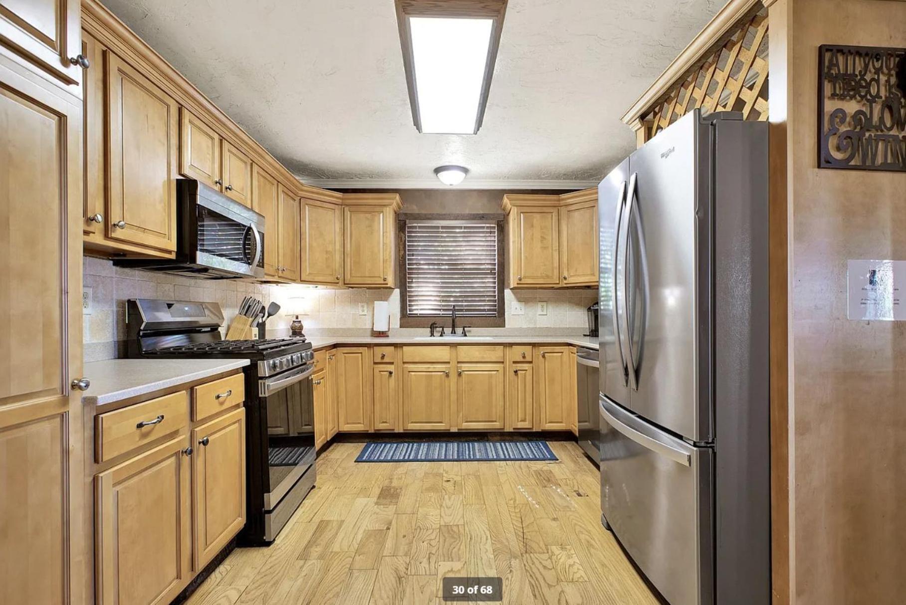 אלייז'ה Birds Eye Cabin - Sunset & Starry Retreat Pet Friendly W Private Hottub, Fire Pit And Game Room מראה חיצוני תמונה