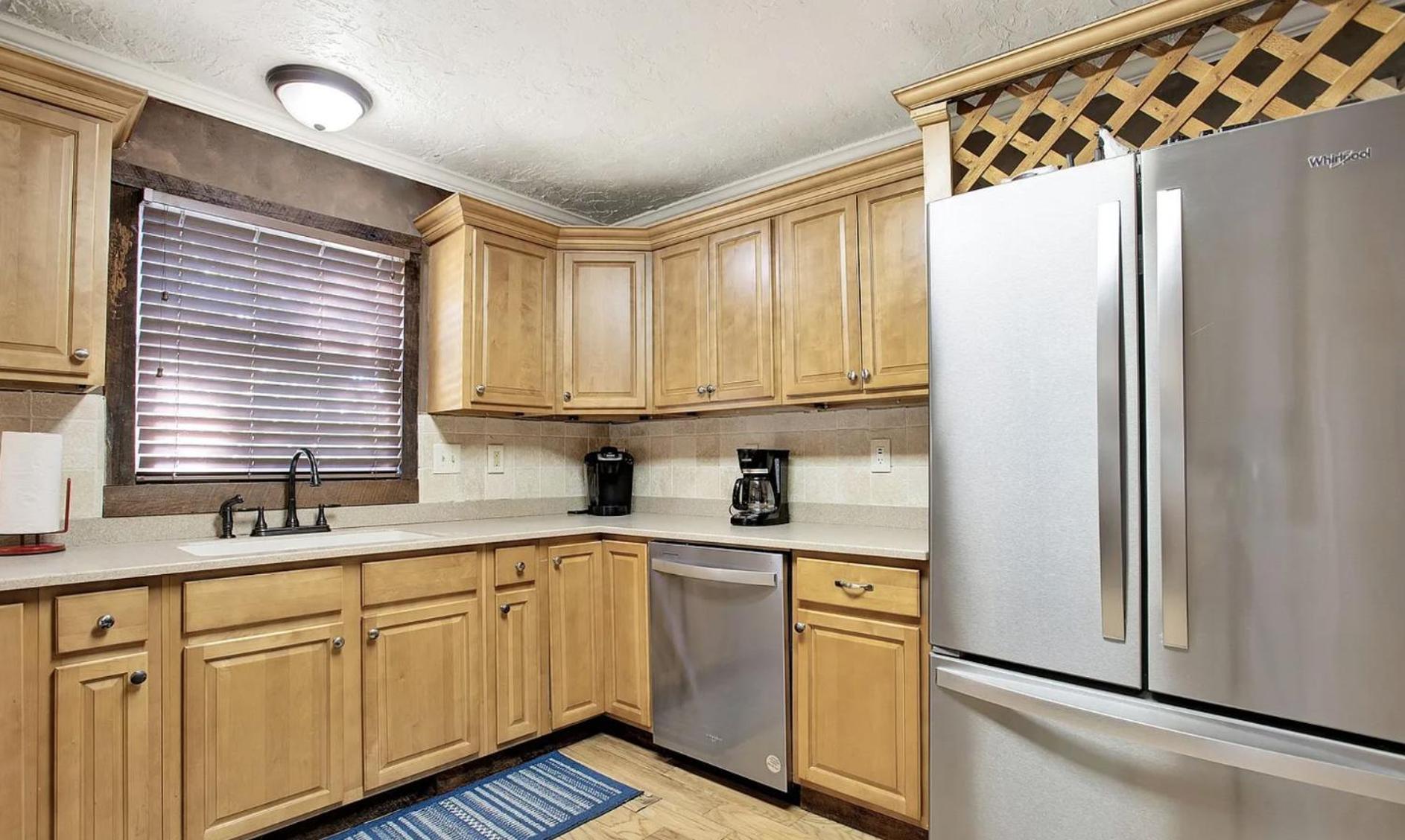 אלייז'ה Birds Eye Cabin - Sunset & Starry Retreat Pet Friendly W Private Hottub, Fire Pit And Game Room מראה חיצוני תמונה